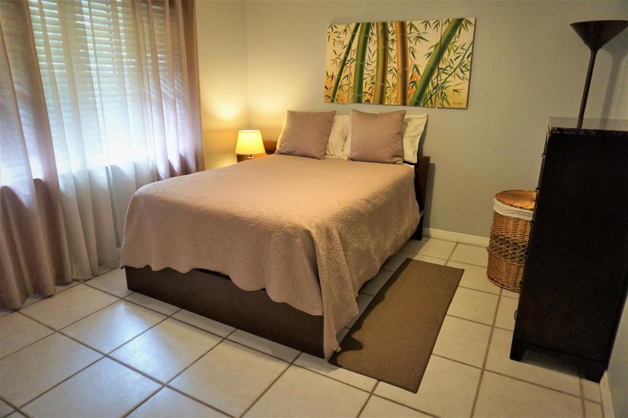 Jupiter Waterfalls - Newly Updated - Tiki Hut, Fire Pit, Kitchen, Pool Heater And More Exterior foto