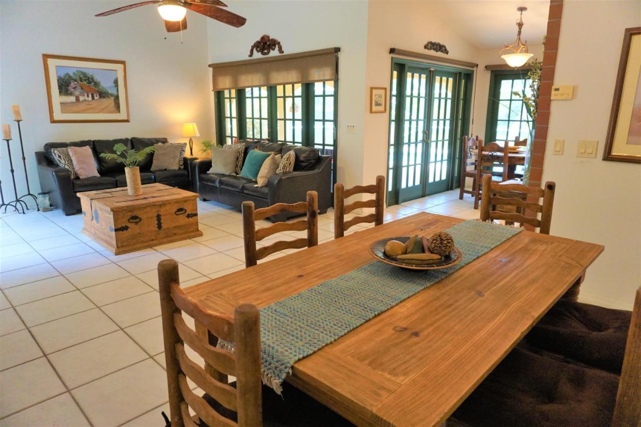 Jupiter Waterfalls - Newly Updated - Tiki Hut, Fire Pit, Kitchen, Pool Heater And More Exterior foto